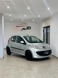 Peugeot 107 1.0 68CV 5p. Plaisir