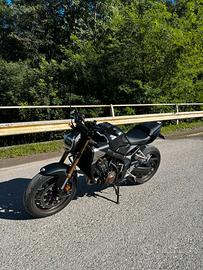 Honda cb 650 r e-clutch