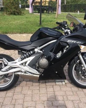 Kawasaki ER 6F Ninja 650 sportiva Km: 22.000 caren