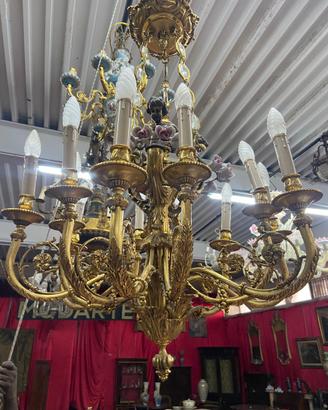 Lampadario in bronzo