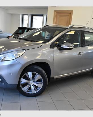 PEUGEOT 2008 1.2 VTi 82 CV Allure