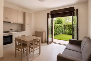 Bilocale con giardino privato