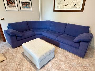 Divano ad angolo blu