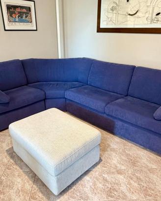 Divano ad angolo blu
