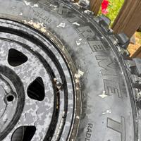 Cerchi gommati fuoristrada