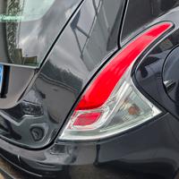 Fanale posteriore lancia y 2013 sinistro e destro