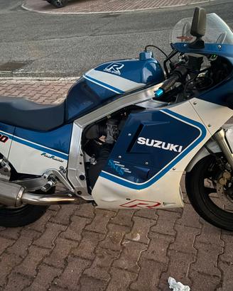 Suzuki 1100 GSX R