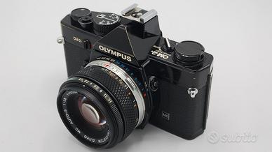 OLYMPUS OM2-N analogica 35mm 