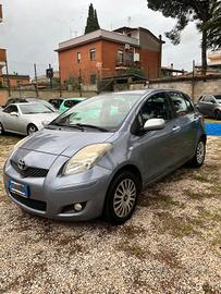 Toyota Yaris 1.0 5 porte Sol