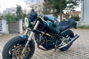 Ducati Monster 900