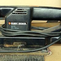 BLACK+DECKER Levigatrice Orbitale professionale