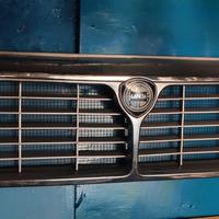 Griglia originale Lancia Thema Ferrari 