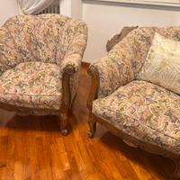 Divano a conchiglia + 2 poltrone + 1 puff