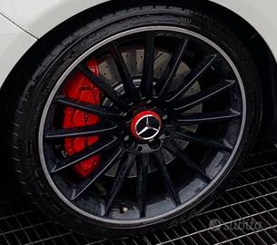 X4 Cerchi Mercedes AMG 19” con Pneumatici