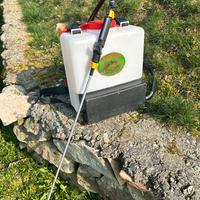 Irroratrice spalleggiata per diserbo professionale