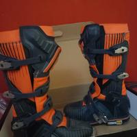 stivali da motocross