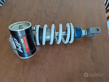 mono WP Yamaha R6 2000-2002 