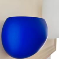 Leucos lampada a parete vetro blu