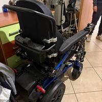 Carrozzina elettrica Invacare Action Esprit pieg