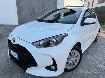 Toyota Yaris 1.5 Hybrid 5P. EURO 6D 2022 NEOPATENT