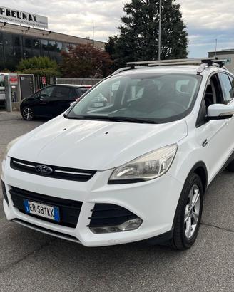 Ford Kuga 2.0 TDCi 140 CV 2WD DPF