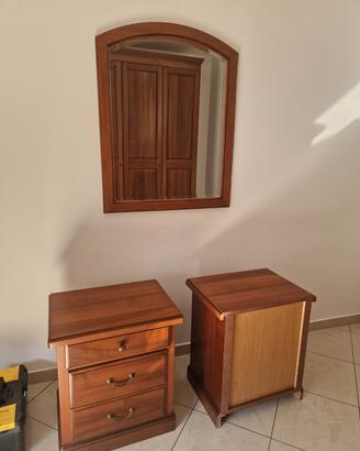 comodini e specchio