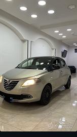 Lancia Ypsilon 2012