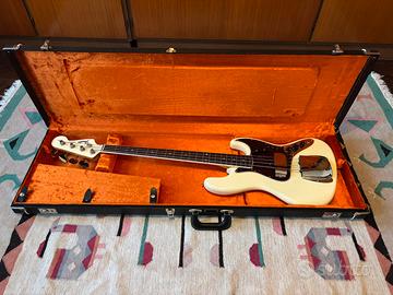 Fender jazz bass American Vintage II