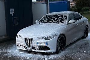 Alfa Romeo Giulia Q4 Veloce