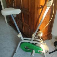 cyclette con indicatore di tensione