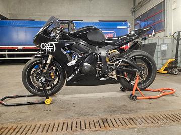 Yamaha R6 2005 uso pista