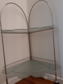 Tavolino portaoggetti