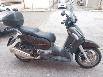 Aprilia scarabeo 400  valuto (permuta)