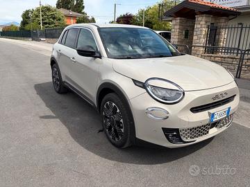 Fiat 600 Hybrid 110 CV DCT MHEV La Prima