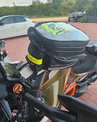 Borsa serbatoio givi attacco rapido ktm super duke