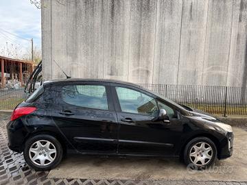 Peugeot 308 1.6 HDi 90CV FAP 5p. Premium