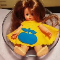 bambola da collezione Eva nella mela 