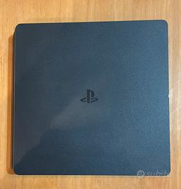 Ps4 slim 500GB + 2 controller