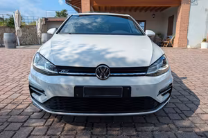 Volkswagen Golf 7.5 TSI 150cv R line