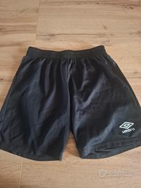 pantaloncini neri umbro taglia M