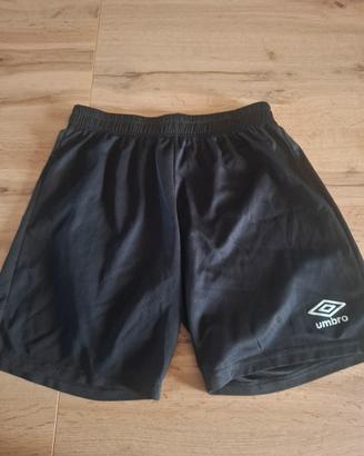 pantaloncini neri umbro taglia M
