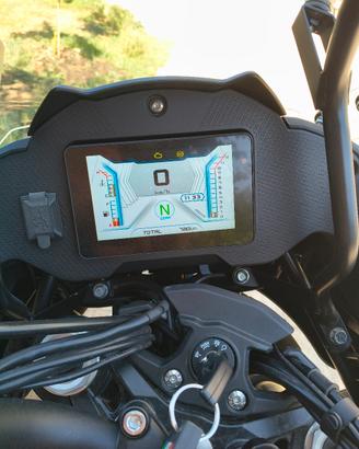  moto Qj 700  Km 730