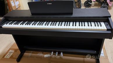 Pianoforte Arius YDP-163