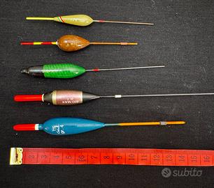 lotto 5 galleggianti moderni/leggeri