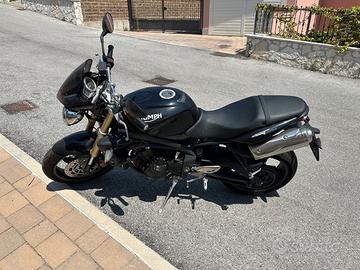 Triumph Street Triple 675 2011 - solo 11.700 km