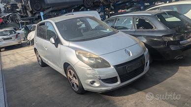 RENAULT SCENIC X-Mod 2009-2013 1.5 dCi 5 Porte