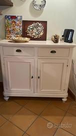 Mobile credenza