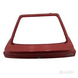 Portellone rosso Ford Escort RS Turbo del 1985