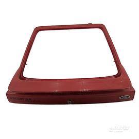 Portellone rosso Ford Escort RS Turbo del 1985
