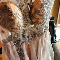 vestito rosa con spacco 